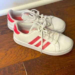 Girls size 4 pink and white adidas